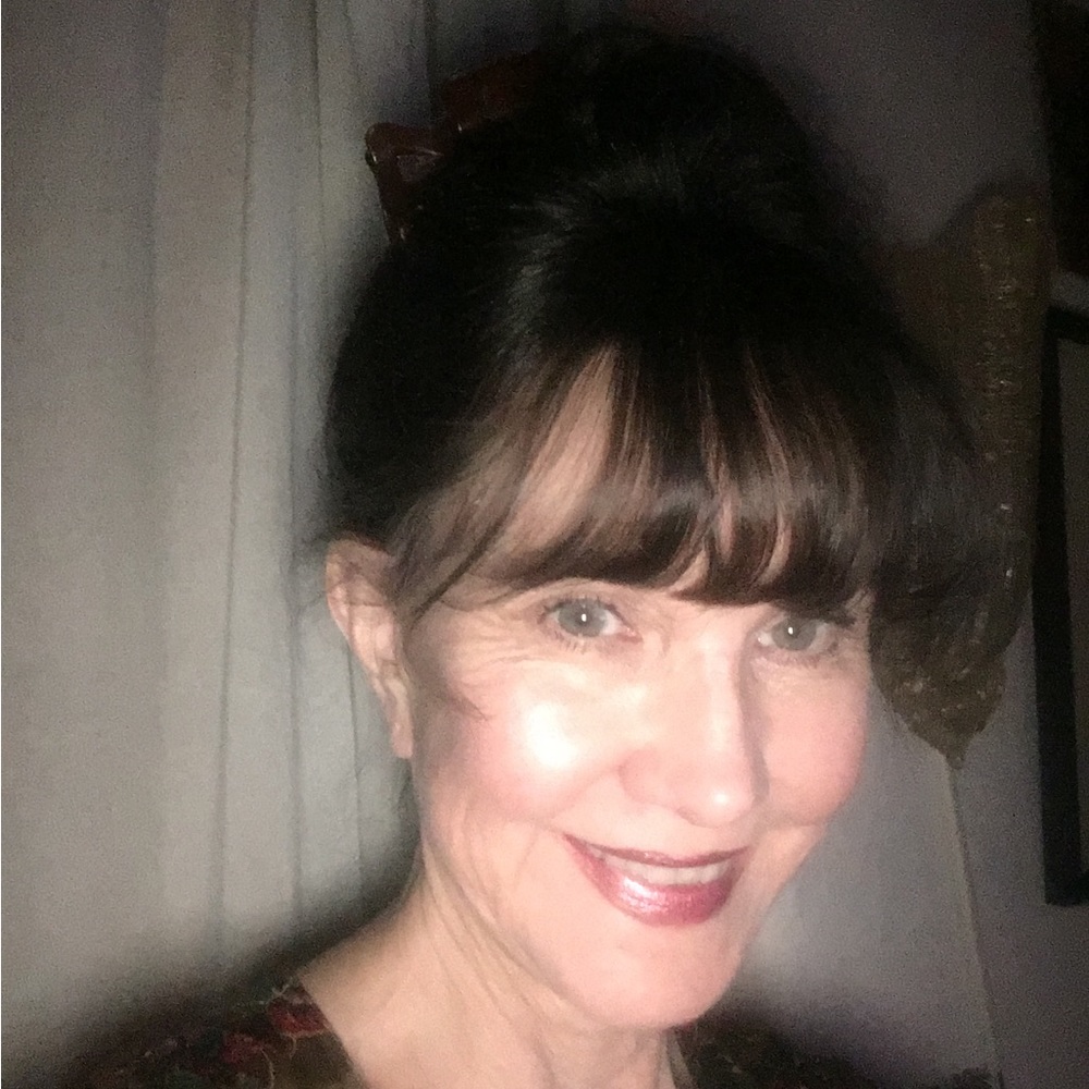 Meet your Posher, Debra